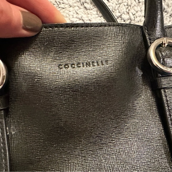 Black leather Cocinelle purse with detachable shoulder strap. - Picture 4 of 10